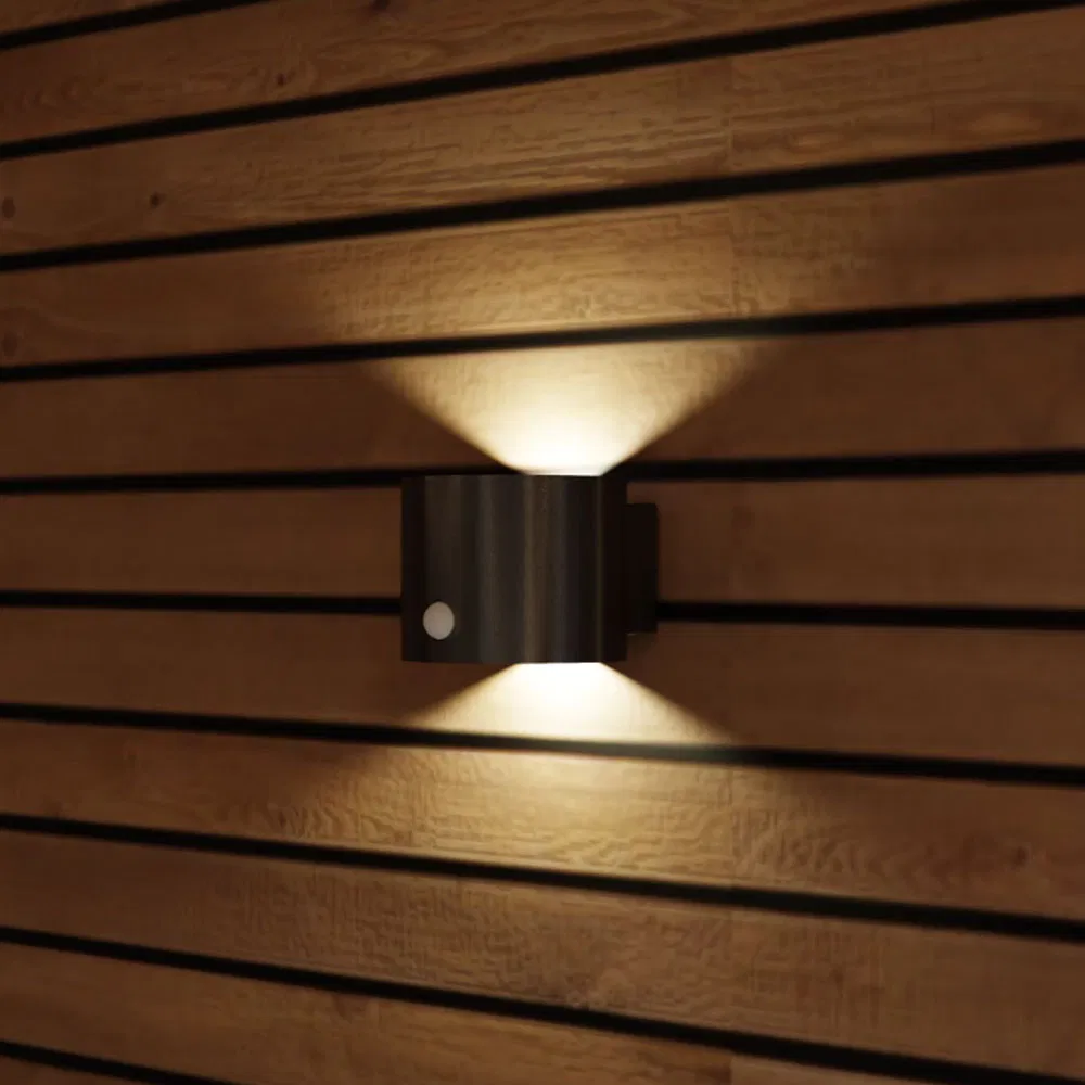 Luzes de Estrada LED Solares à Prova d'Água Modernas IP65 em Alumínio Preto para Iluminação de Jardins Exteriores, Iluminação de Caminhos para Quintal e Entrada de Garagem, Iluminação para Hotéis