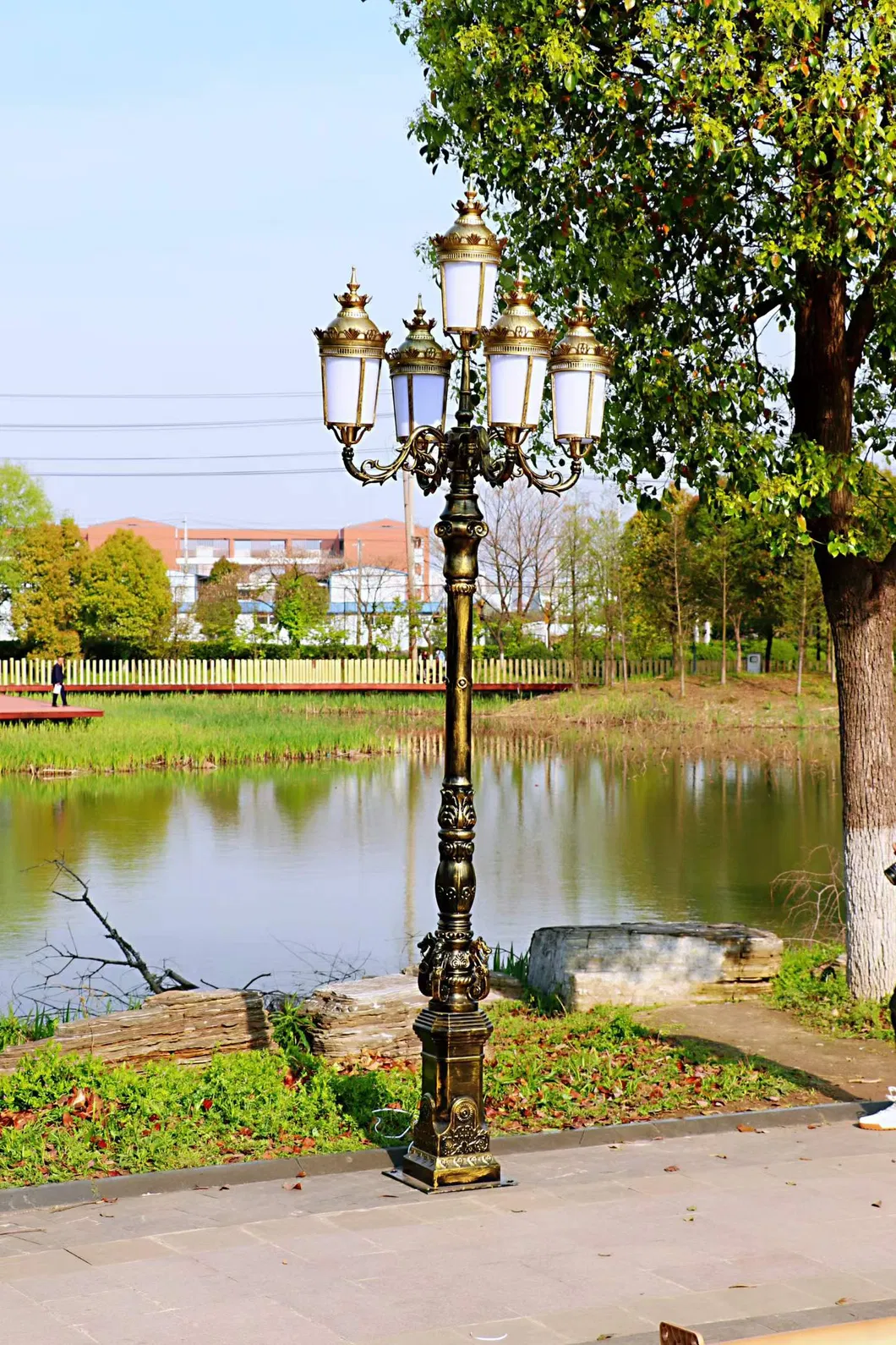 Iluminação Solar de Jardim 6