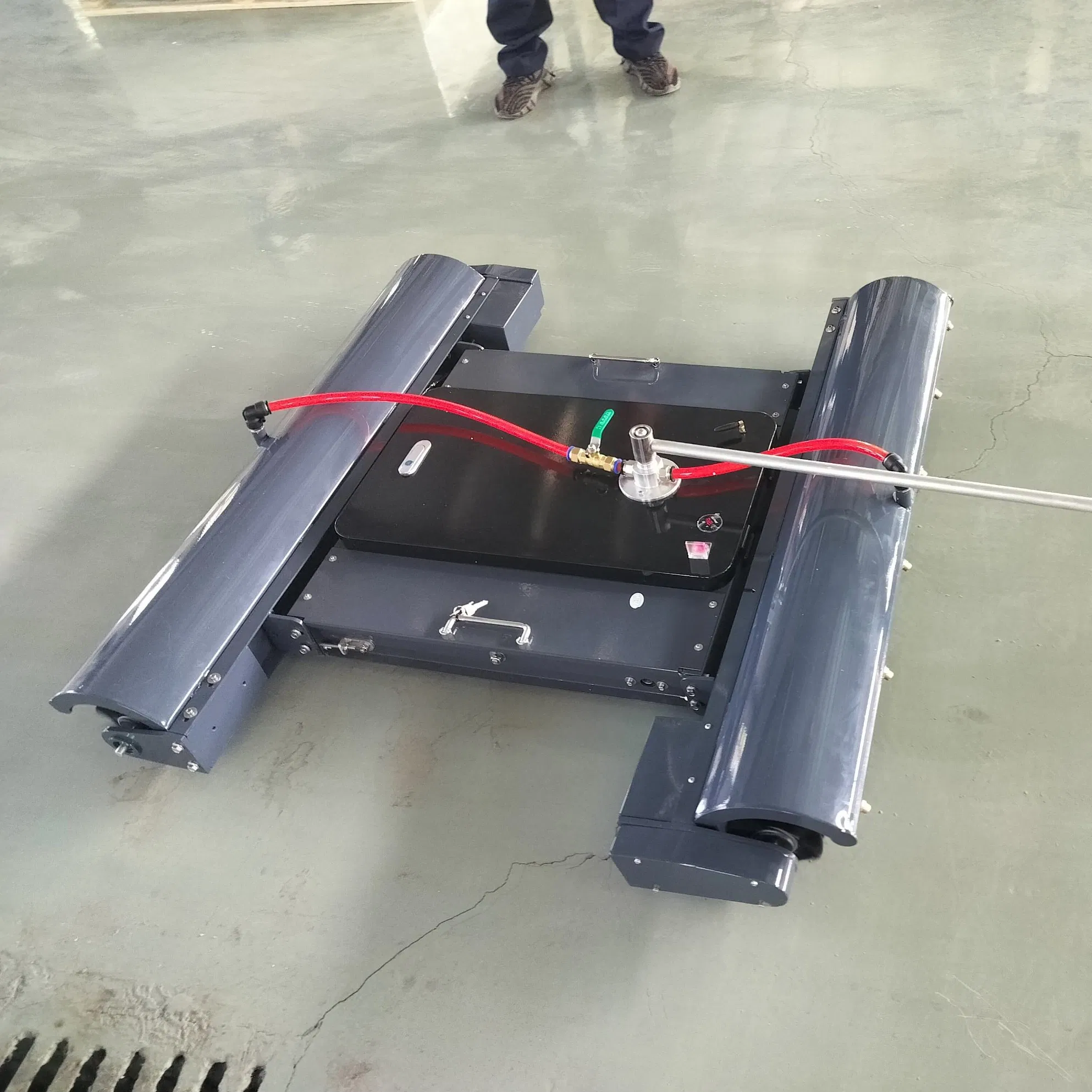 Solar Photovoltaic Panel Automatic Cleaning Robot Remote Control New Photovoltaic Panel Cleaning Machine