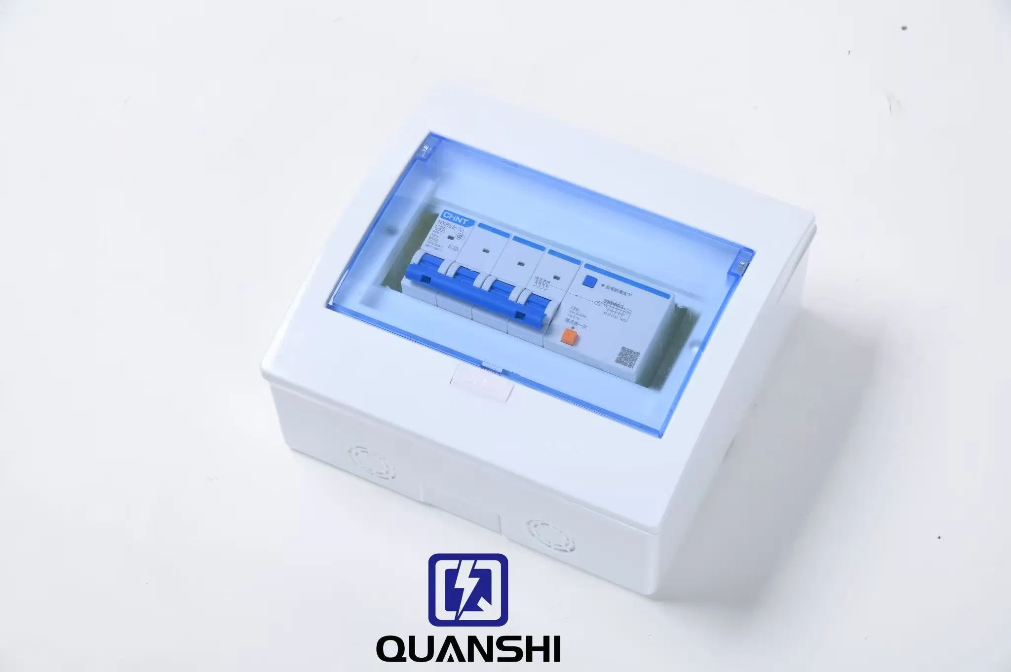 Factory Price Plastic Surface Mounting Distribution Box Circuit Breaker Solar Combiner Box