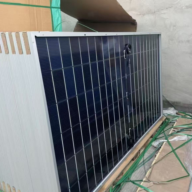 Jinko Good Quality 695W 720W Bifacial Dual Glass Solar Panels