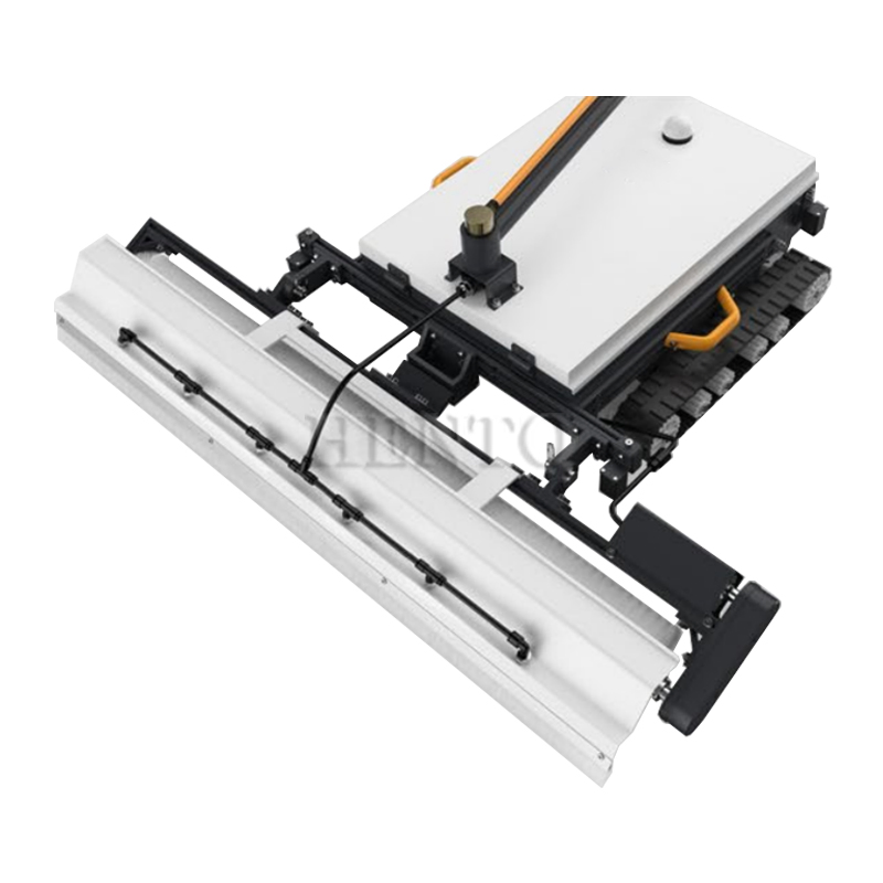 Low Price Solar Panel Cleaning Machine / Photovoltaic Panel Cleaning Robot