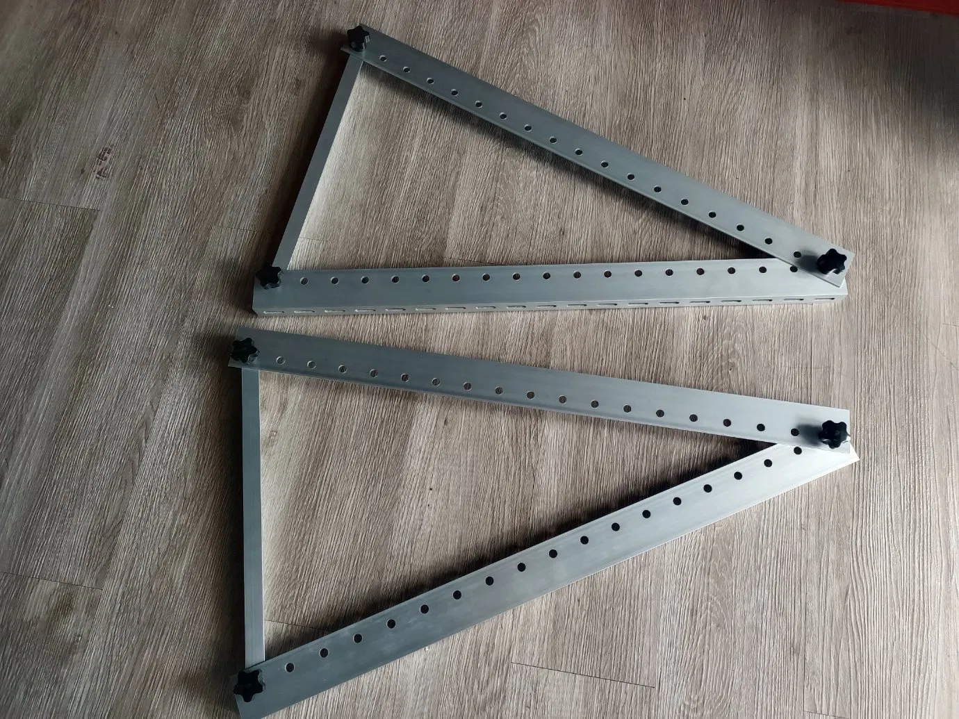 Adjustable 28 Inch Tilt Mounting for Balcony, Wall Mount, Cheap Products Solar Panel Mounting Brackets