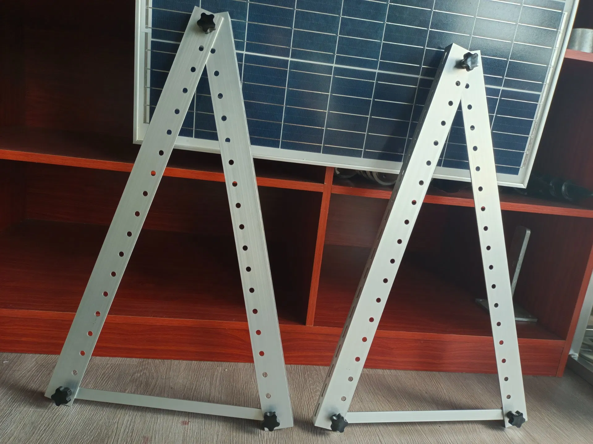 Adjustable 28 Inch Tilt Mounting for Balcony, Wall Mount, Aluminum Bracket Solar Panel Mounting Brackets