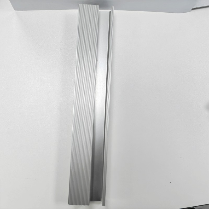 Solar PV Bracket Accessories Aluminum Bracket Rail Support Glazed Tile Roof Metal Roof Mount