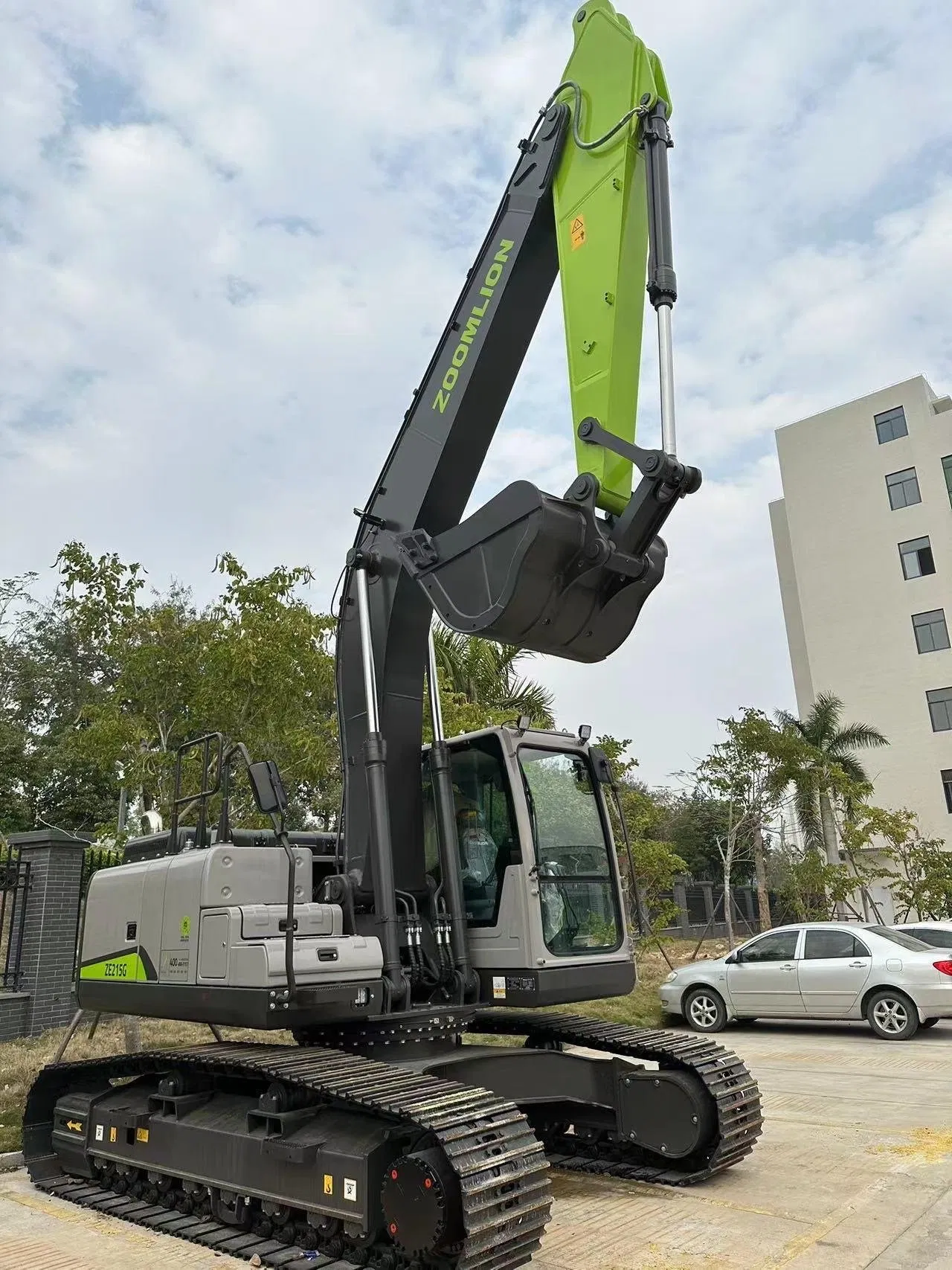 Zoomlion Ze215g: MID-Sized Powerhouse for Mining Operations