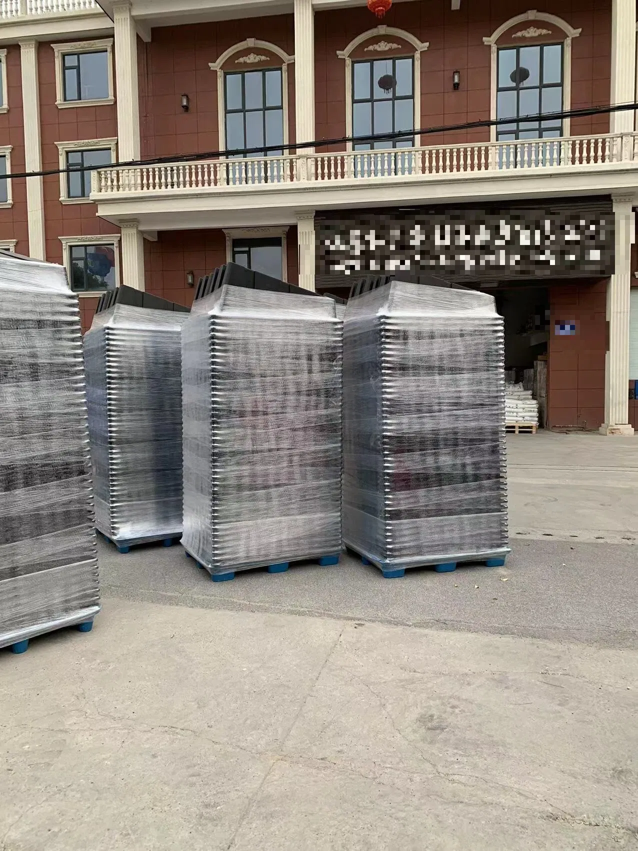 Factory Plastic Solar Mounting System Support Ballasted for Flat Roof System Plastic Bucket in Stock