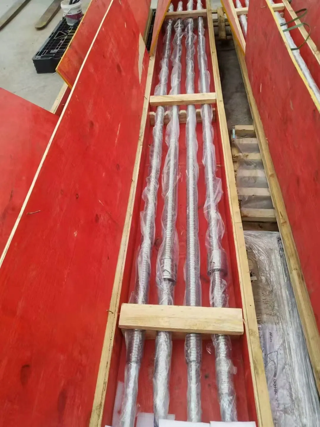 Factory Wholesale Provides Economical Trapezoid Ground Precision Rolled Linear Motion CNC Lead Ball Screws for Enhanced Machine Performance