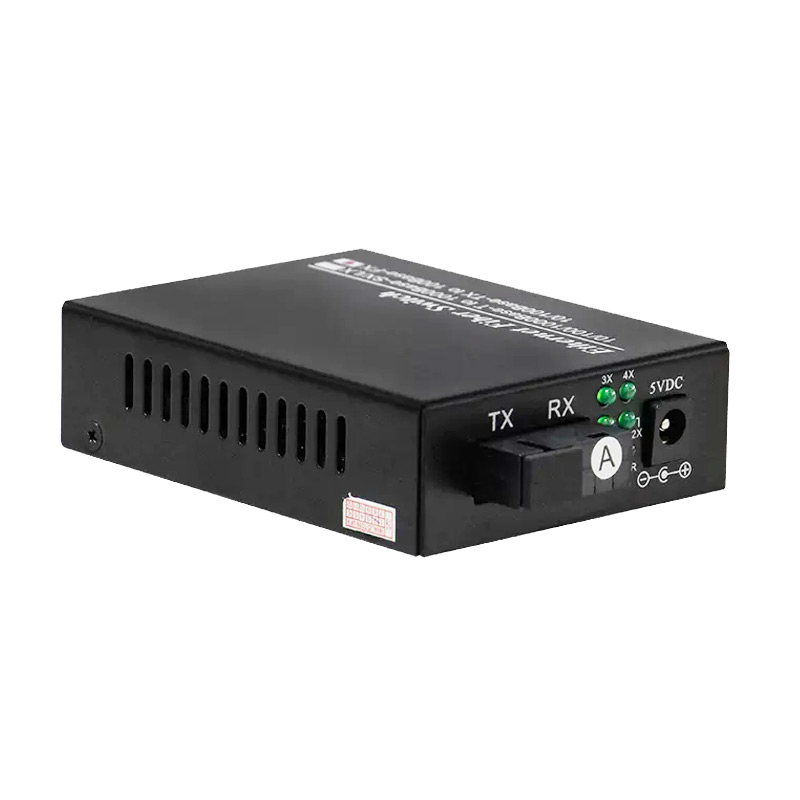 OEM 20km 1Fiber 4RJ45 Gigabit Fiber Optic Media Converter 10/100/1000Mbps SC DC5V CE Certified 120km Range for IP Camera