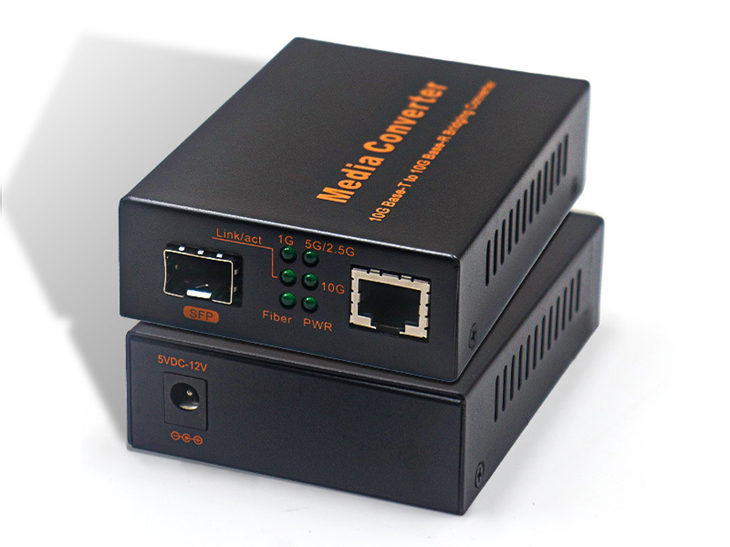 10GB to SFP+ Media Converter Front View
