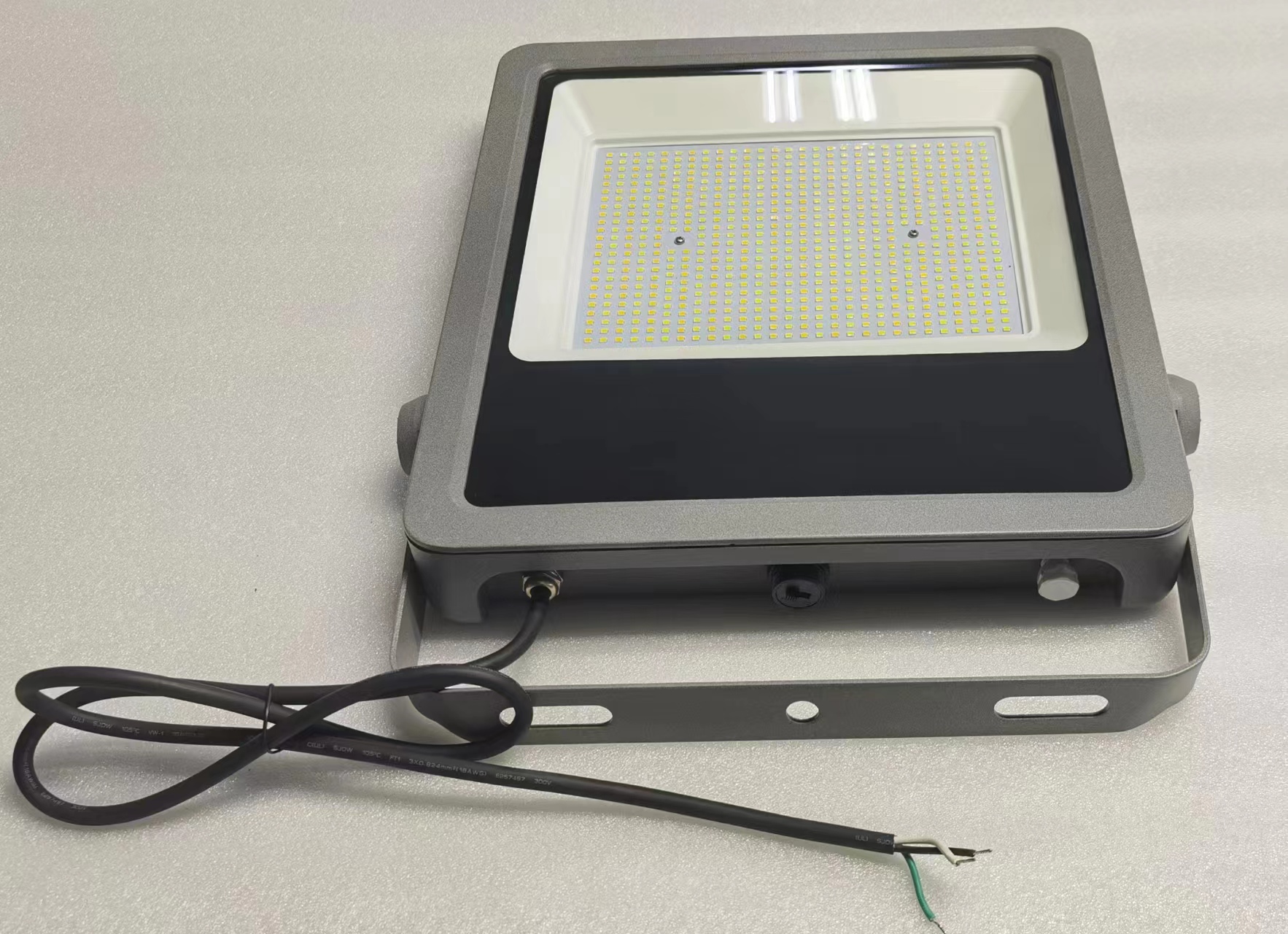 Sensor