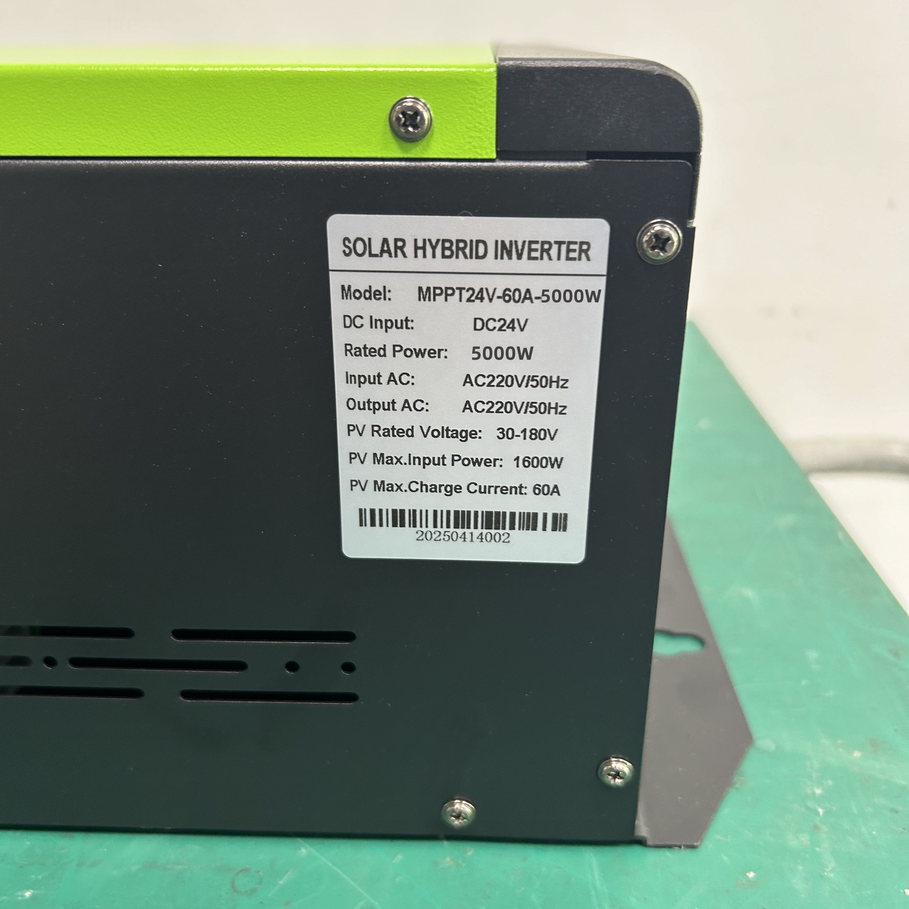 3000watt 5000 Watt 4kw 7kw Pure Sine Wave Hybrid Off Grid Solar Power Inverter 12v 220v 1000w 700w with Mppt Charge Controller