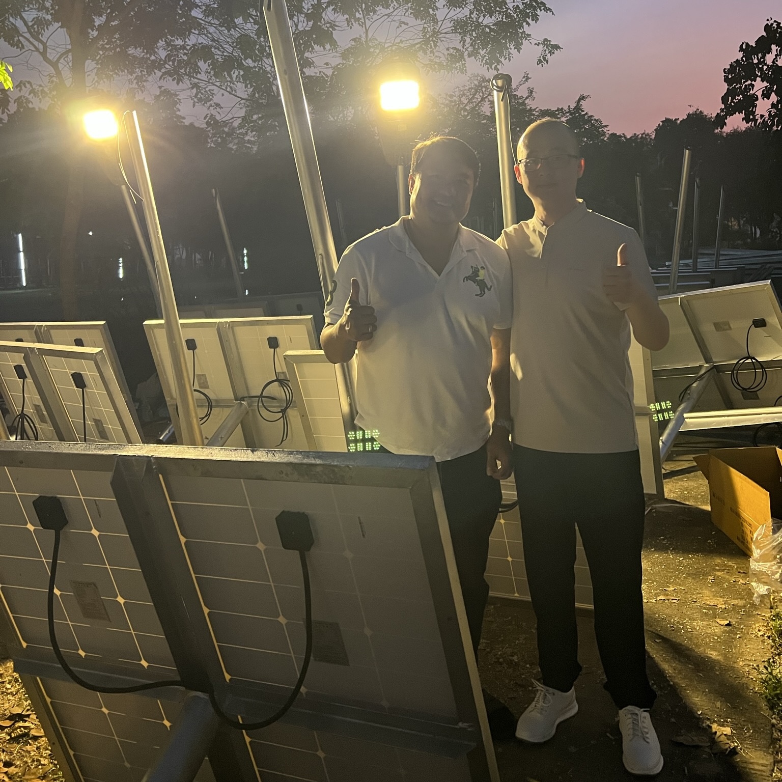 Solar street light manufacturing factory