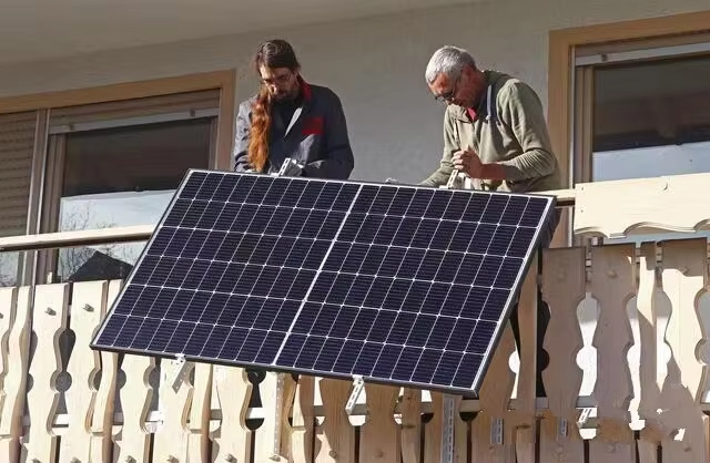 Solar Project Installation 1