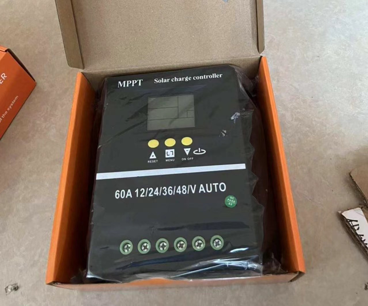 100A MPPT Solar Charge Controller 12V 24V 36V 48V LCD Display PV Panel Battery Intelligent Regulator For Lead-acid/Lithium