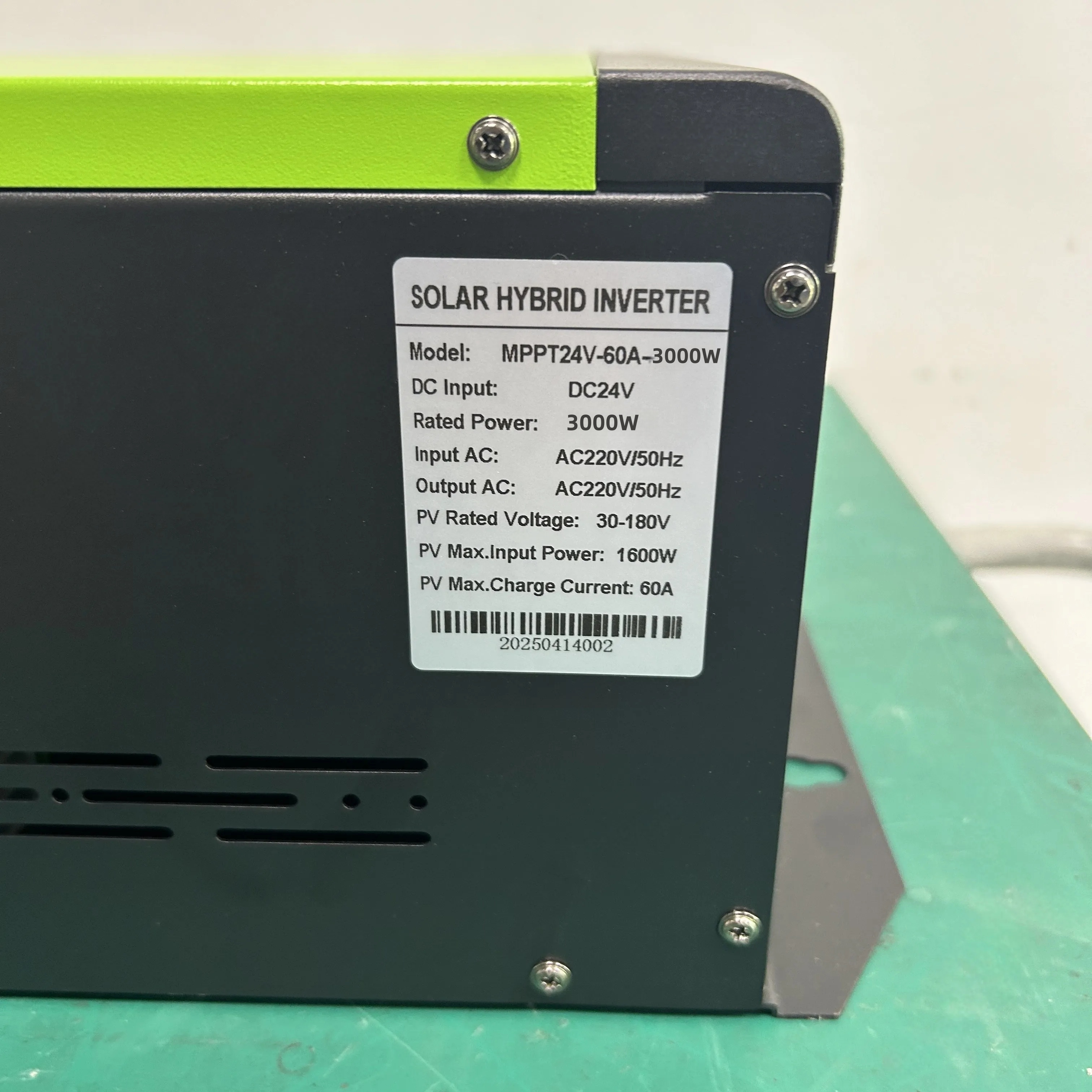 3000watt 5000 Watt 4kw 7kw Pure Sine Wave Hybrid Off Grid Solar Power Inverter 12v 220v 1000w 700w with Mppt Charge Controller