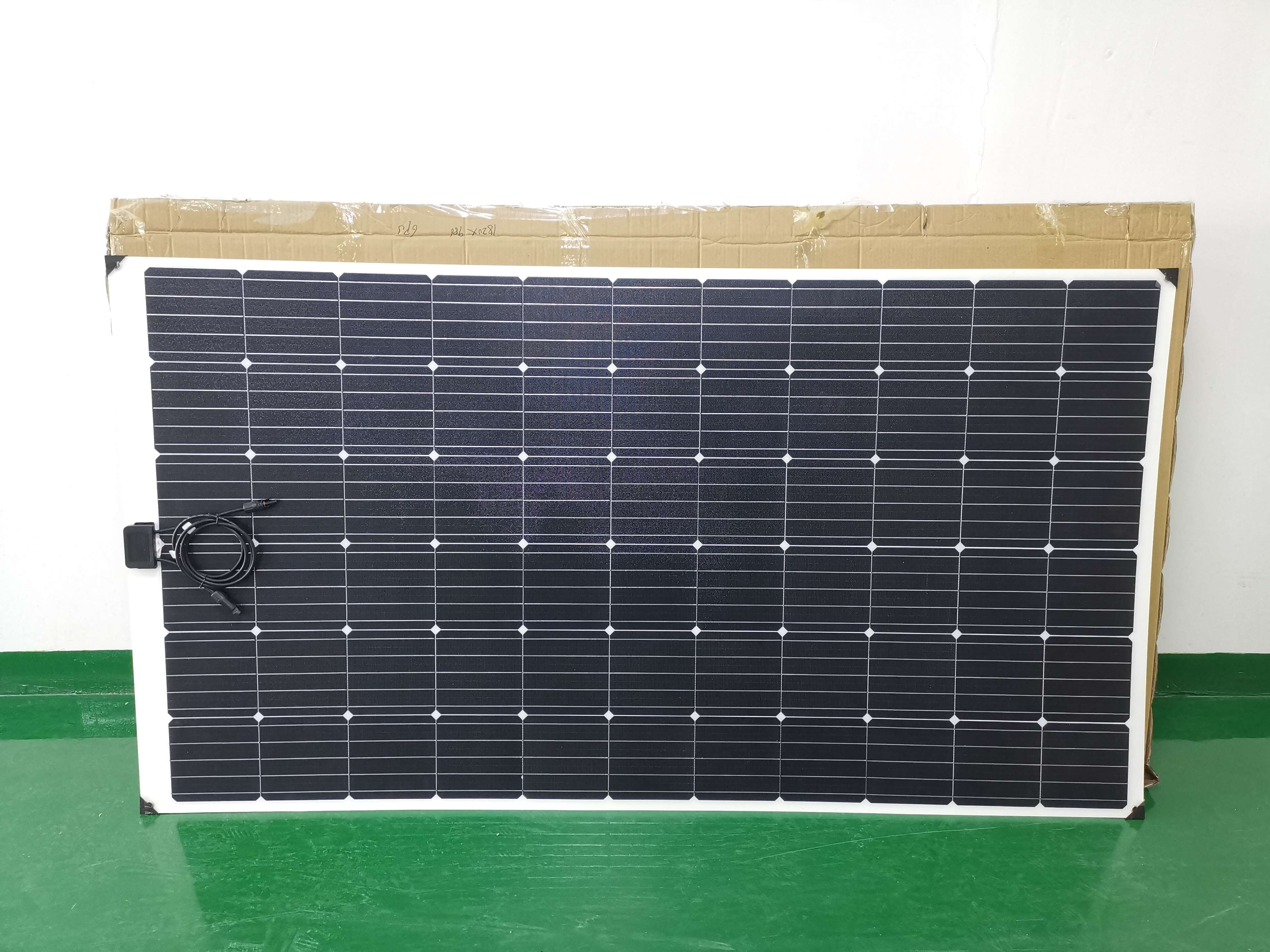 350W CIGS Thin Film Solar Flexible Panel For Multi-use Like Solar Car Boat RV Camping