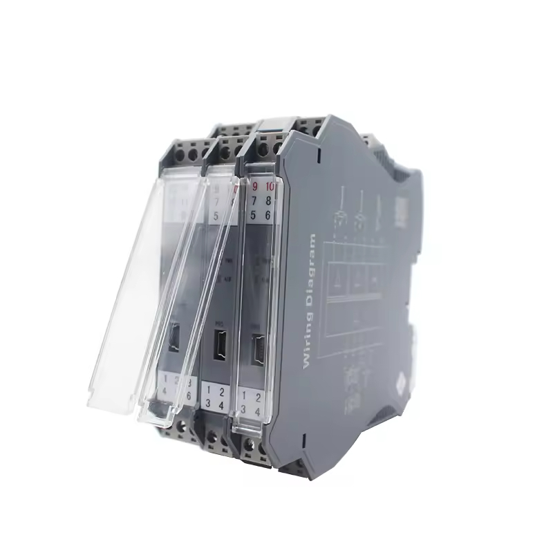 Ultra-Slim 13mm Current/Voltage Signal Isolator with 2500V Isolation Strength Low Temperature Drift for Industrial Automation
