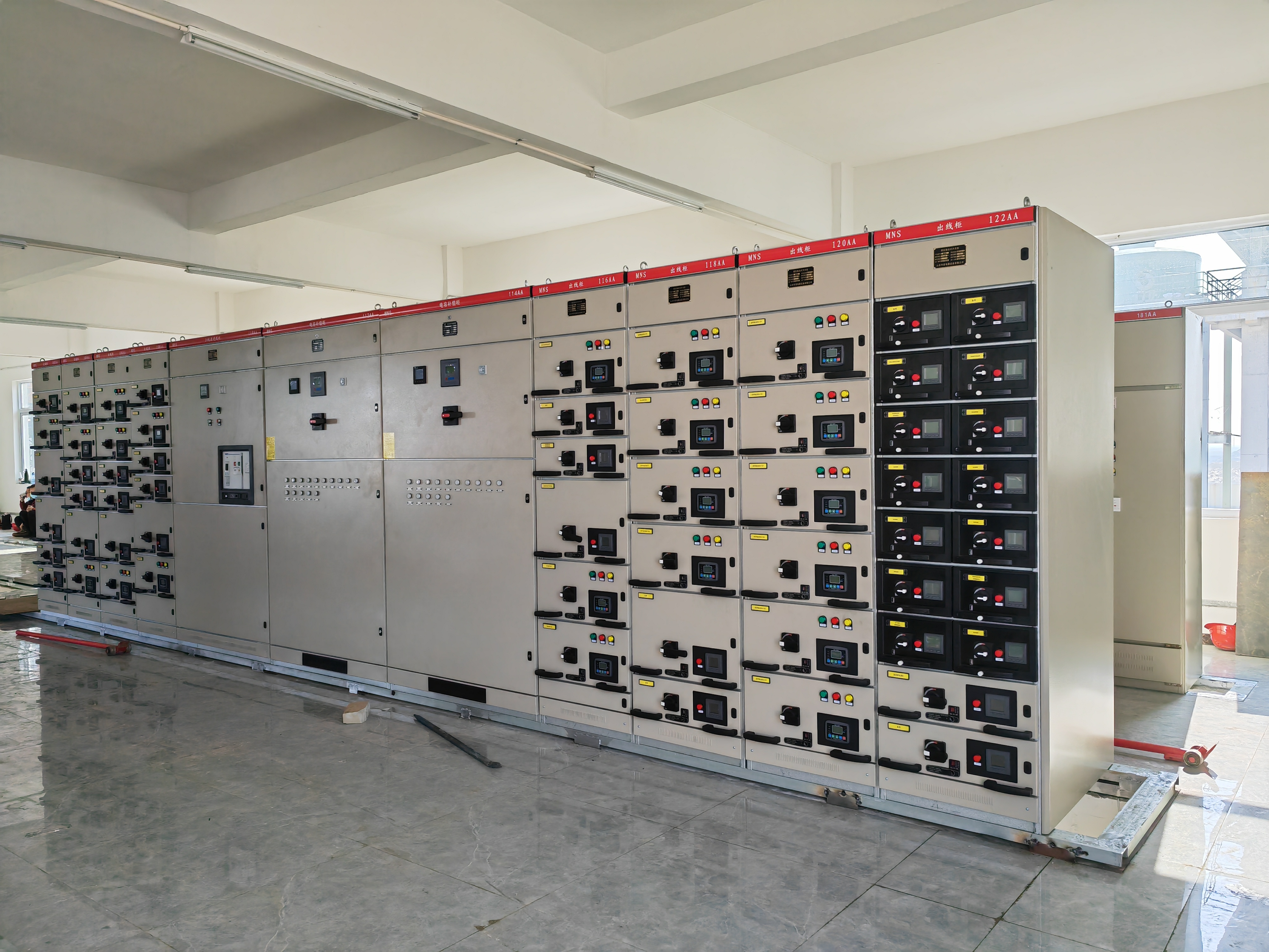 MNS Low voltage draw out switchgear detail 2