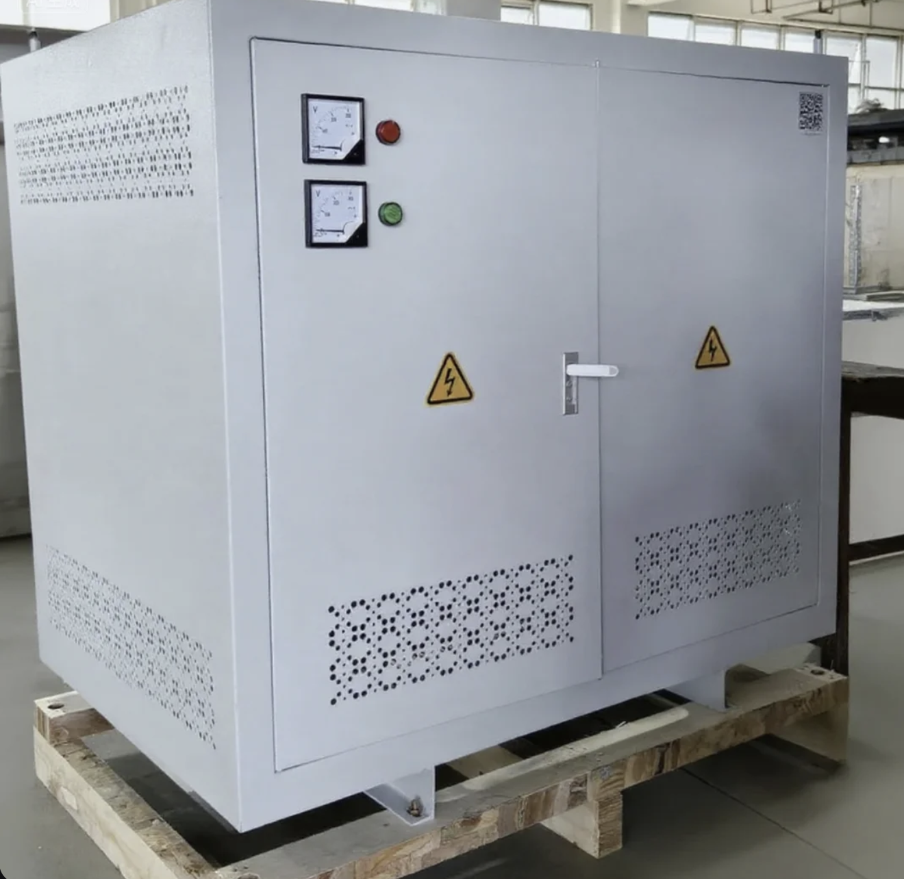 Ist-300/400/500kva Three 3 Phase Isolation Transformer Step up Down Transformer 220v/230vv/380v/400v/415v/440v/460/480v