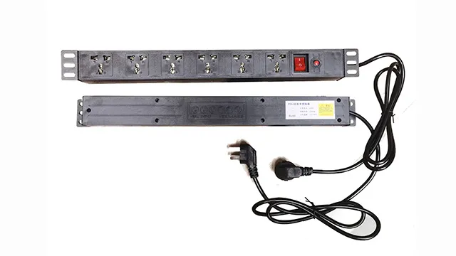 6-Way 8way 10A 12A 16A PDU Server Rack Power Distribution Unit China