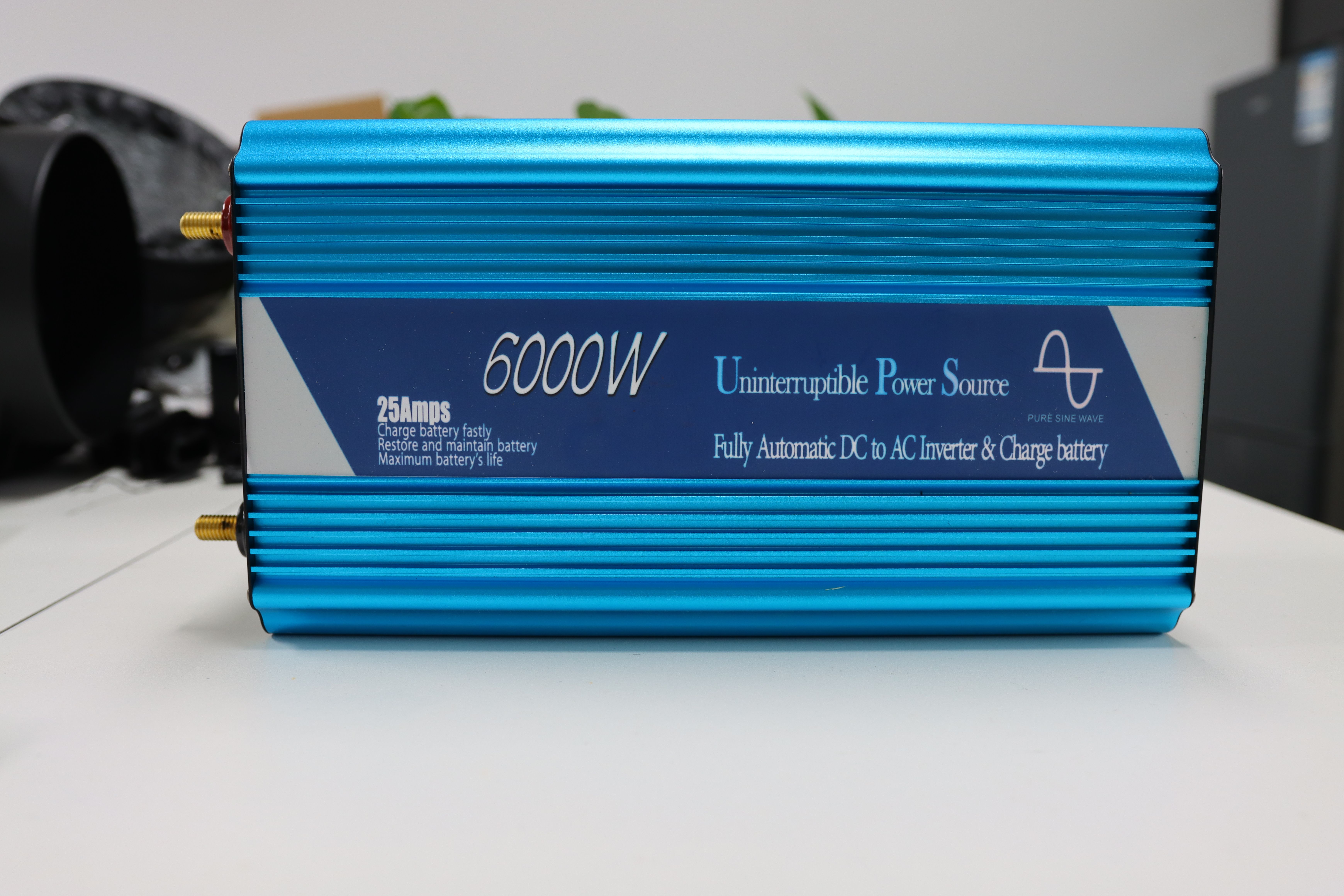 UPS Inverter Charger 6000W 8000W Pure Sine Wave Converter DC 12V 24V 48V to AC 220V Uninterruptible Battery Charging Inversor