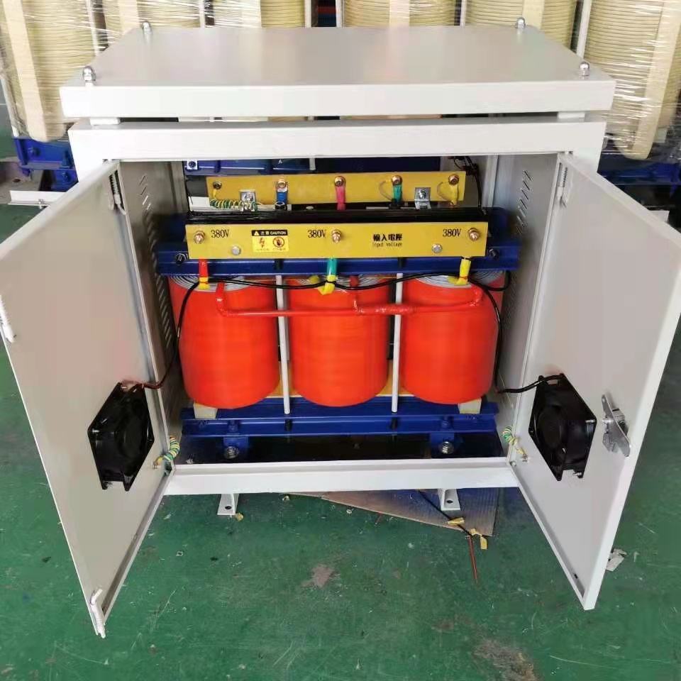 High Capacity 3 Phase Isolation Transformer 400v 600v 200kva 300kva Dry Type Transformer Energy Storage