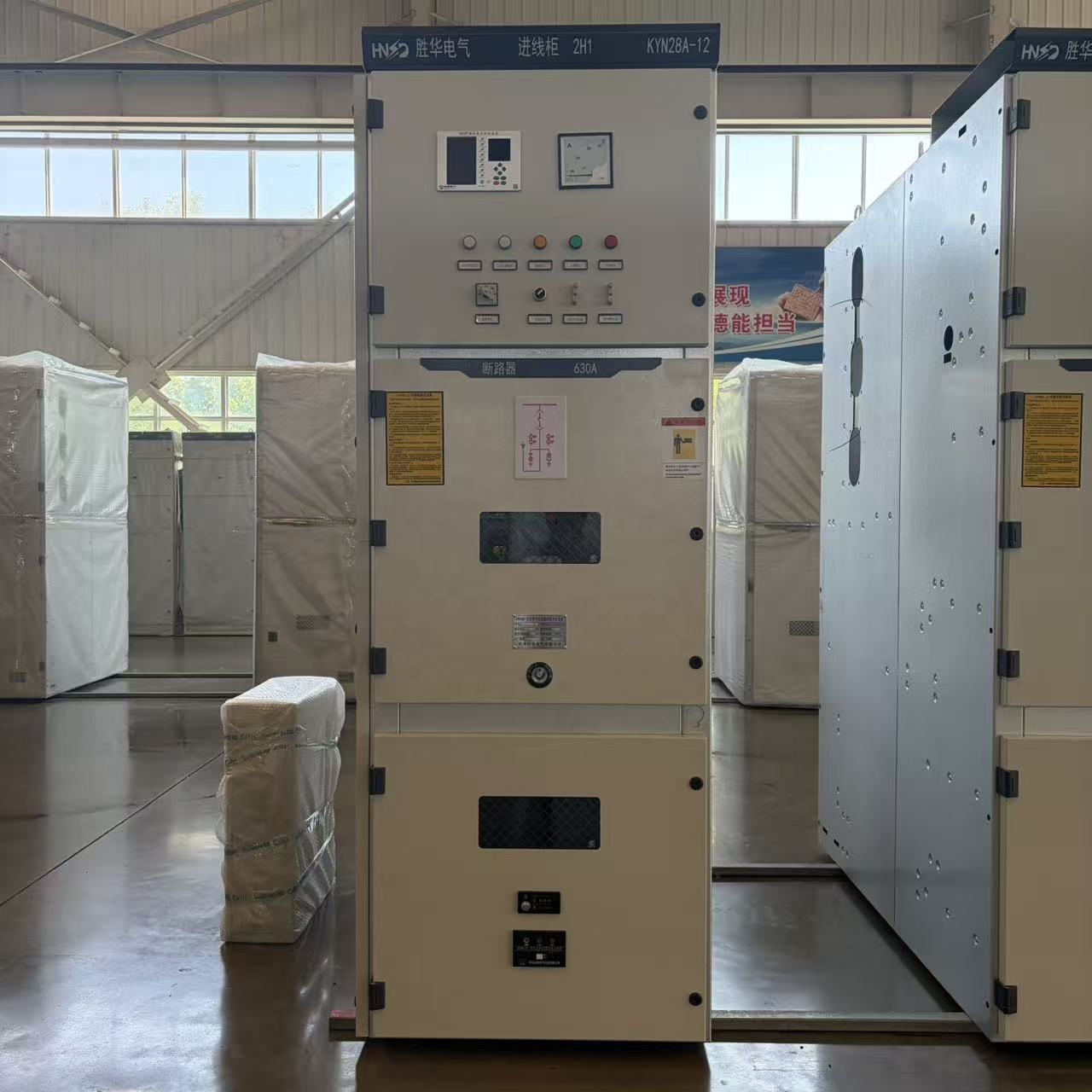 KYN28A-12 Industrial Galvanized Steel Metal-Clad HV Switchgear Assembly IP4X Indoor Power Distribution Cabinet Incoming/Outgoing