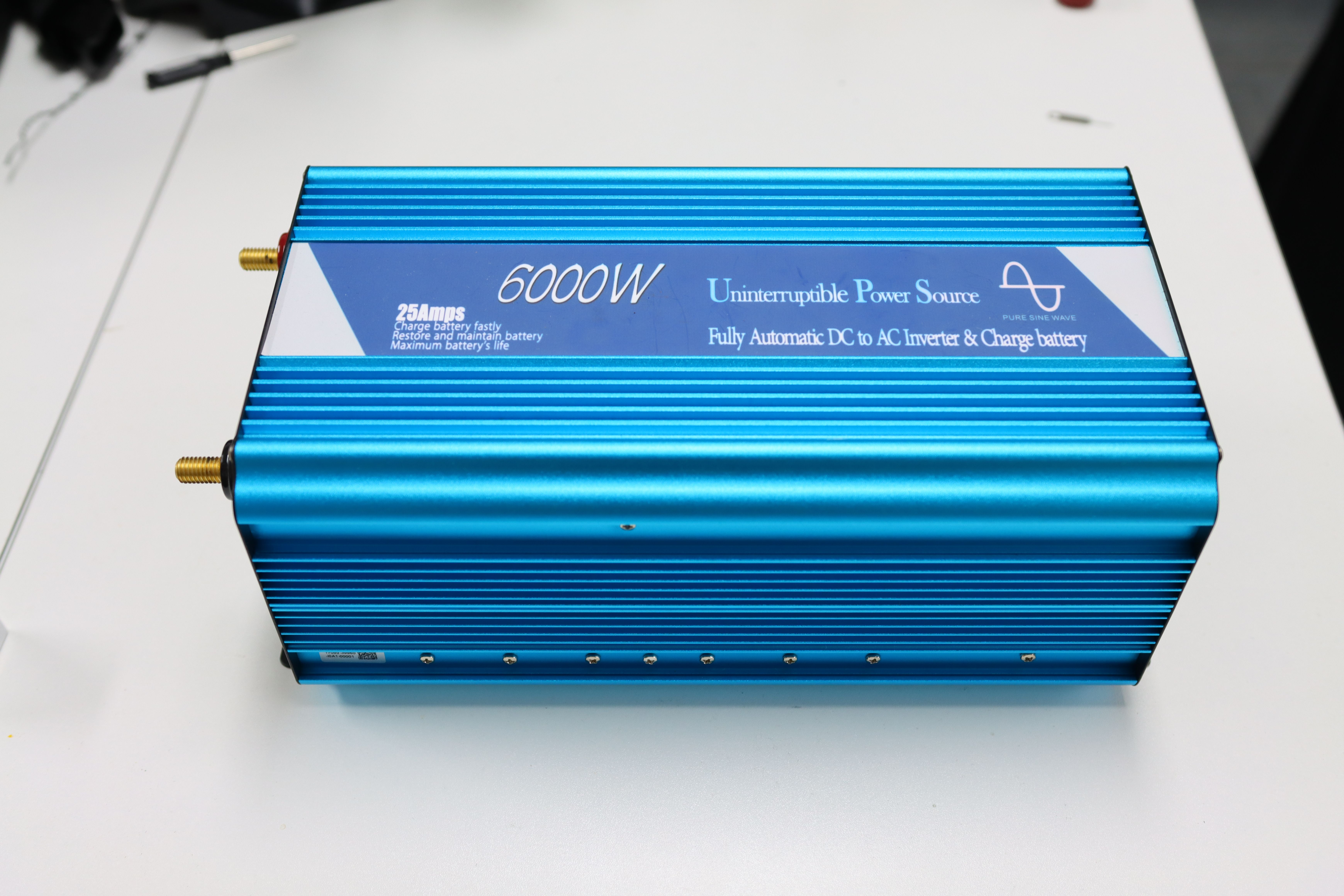 UPS Inverter Charger 6000W 8000W Pure Sine Wave Converter DC 12V 24V 48V to AC 220V Uninterruptible Battery Charging Inversor
