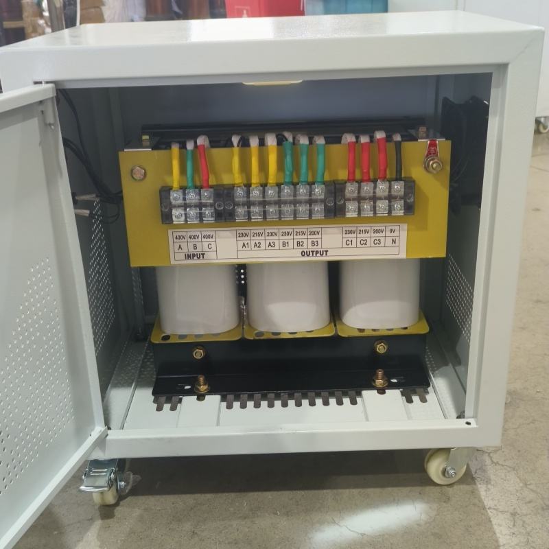 High Capacity 3 Phase Isolation Transformer 400v 600v 200kva 300kva Dry Type Transformer Energy Storage