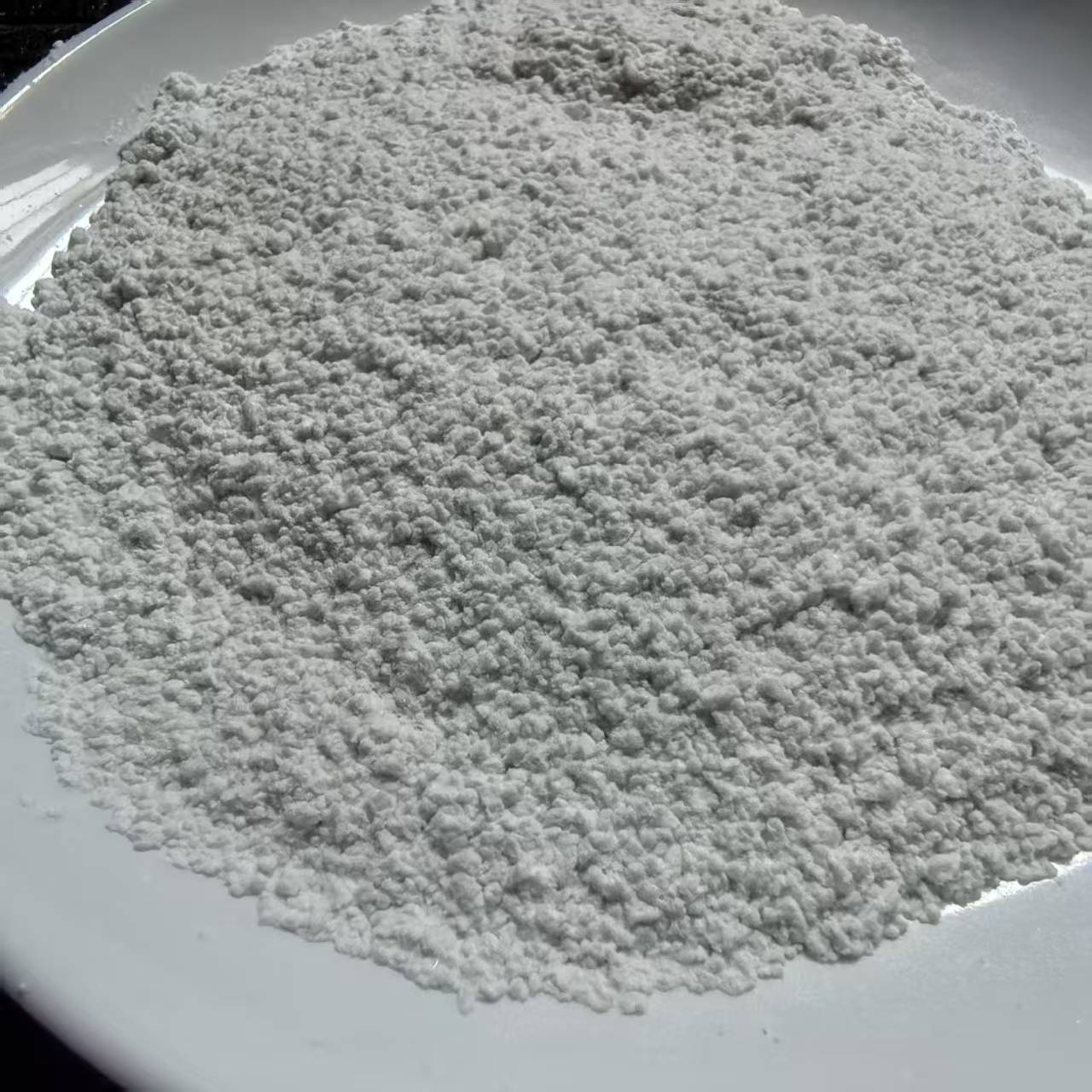 High Quality Wollastonite Mineral Powder for Glass Industry 55% SiO2 Content Forsman Brand Hardness 8 Refractive Index 1.6