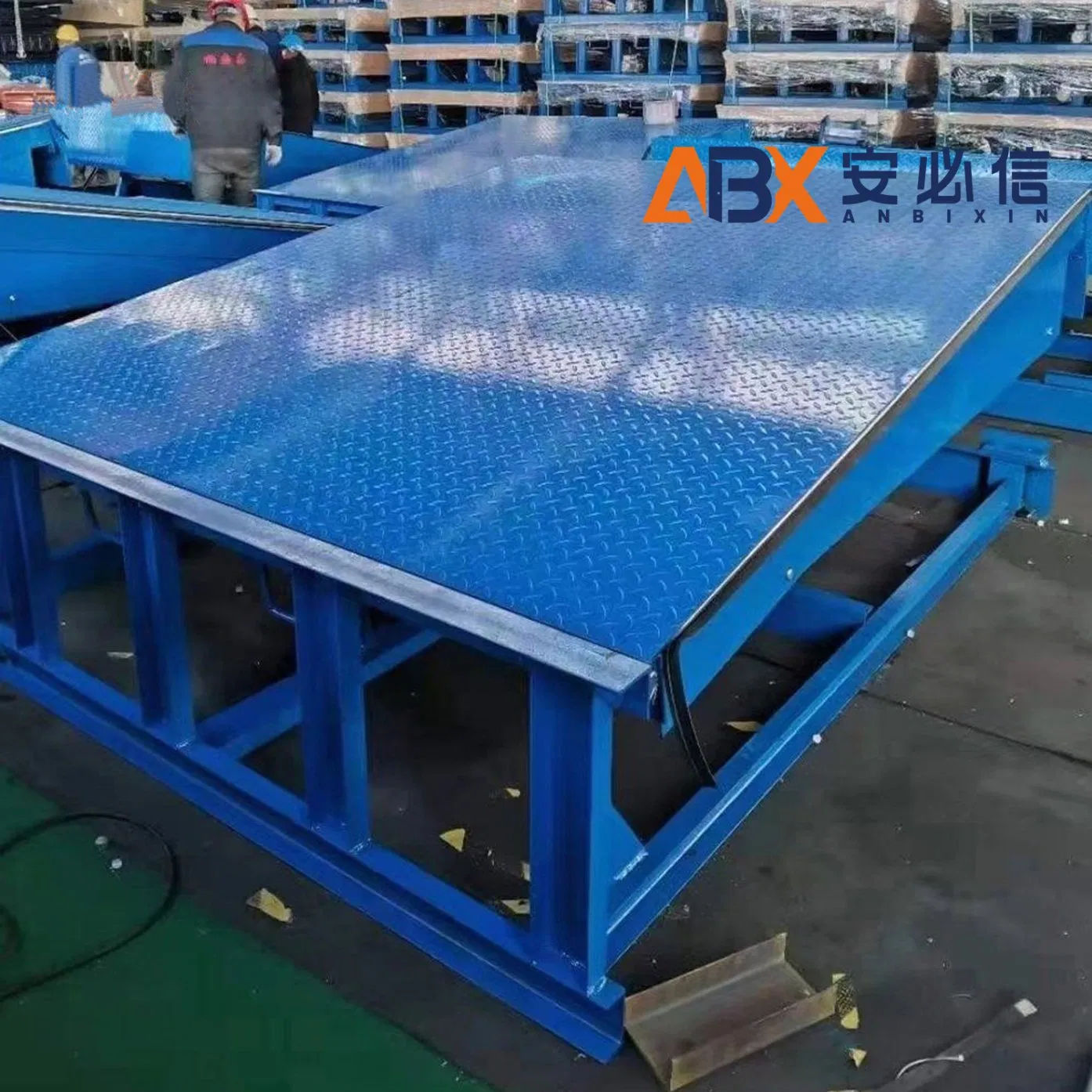 Self-Contained Hydraulic Dock Leveler with Low Maintenance Pump System