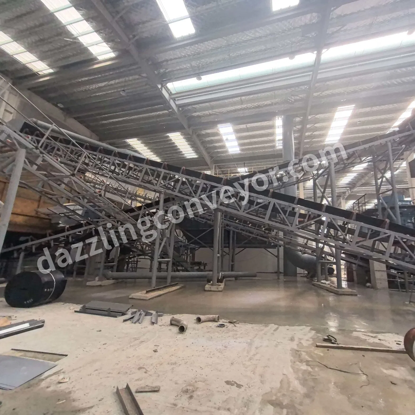 Customizable Industrial Belt Conveyor System for Bulk Handling