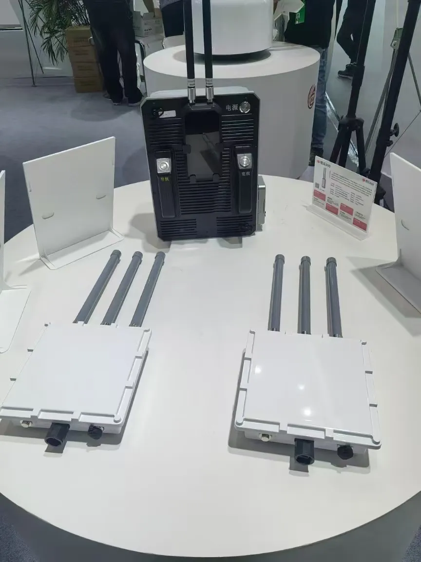 Broadcast-Based High-Efficiency Base Station