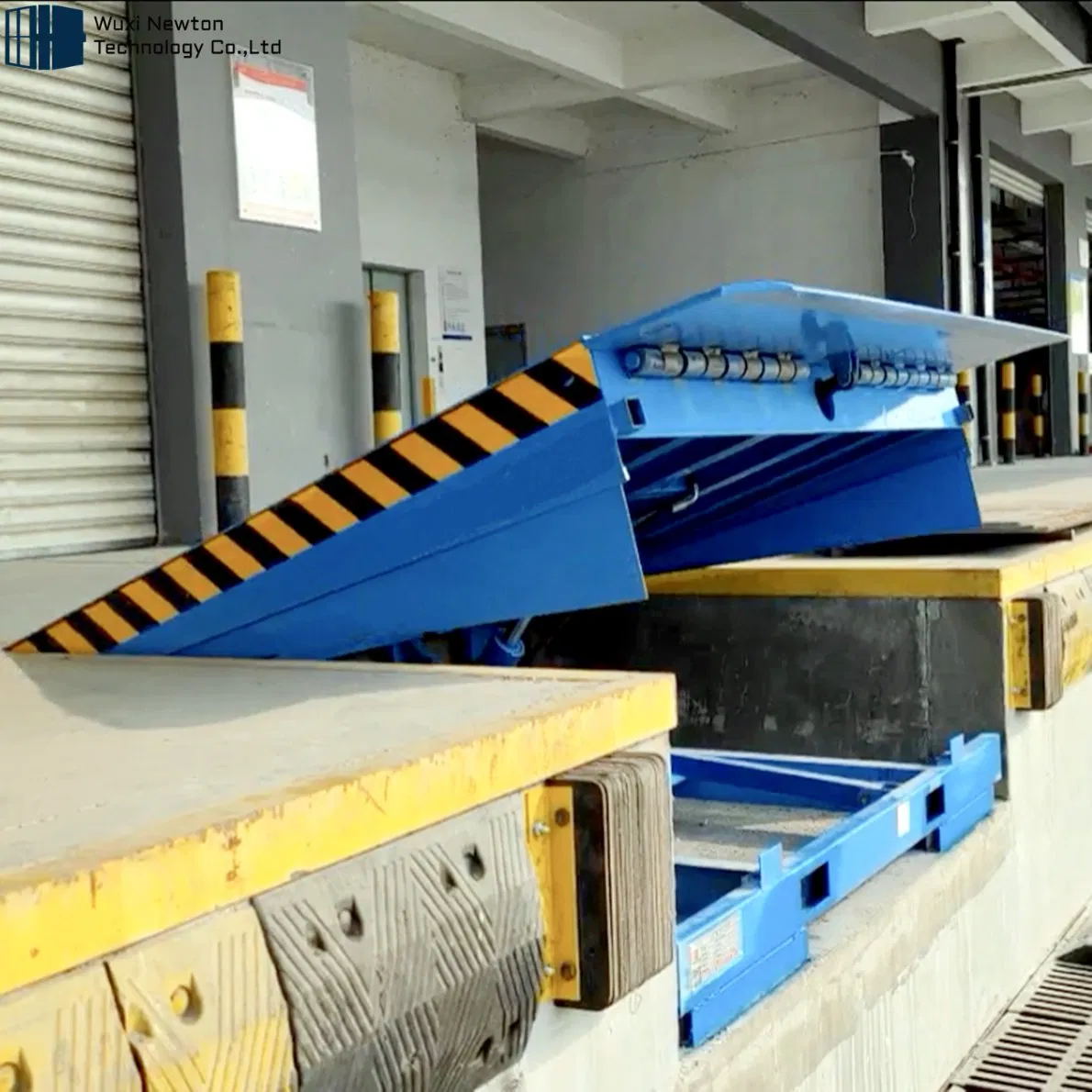 High Bearing Capacity Automatic Long Lip Hydraulic Edge Loading Equipment for Forklift