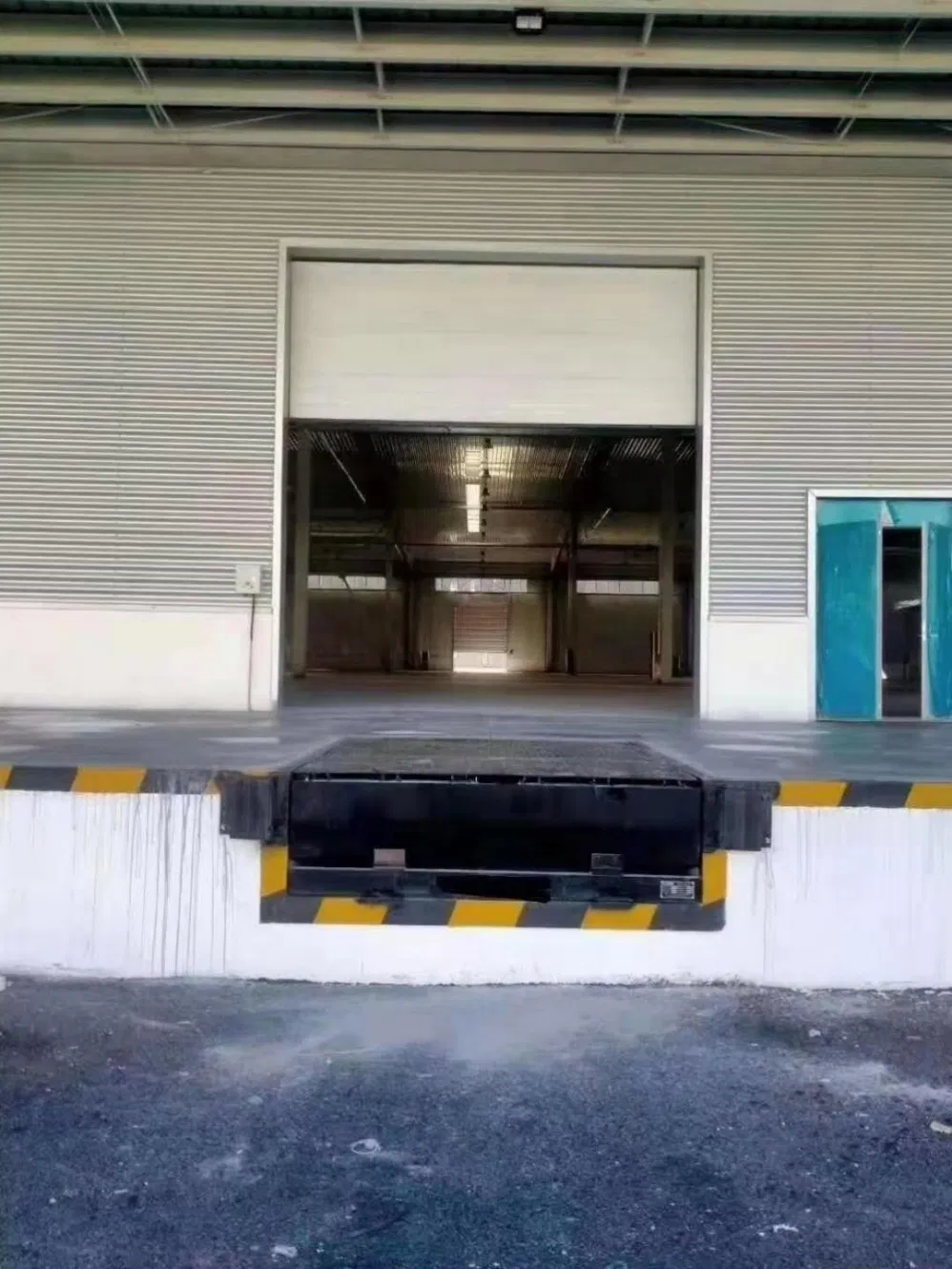 China Factory Supplied Top Quality Fixed Dock Leveler Dock Leveler Motorized for Cold Room