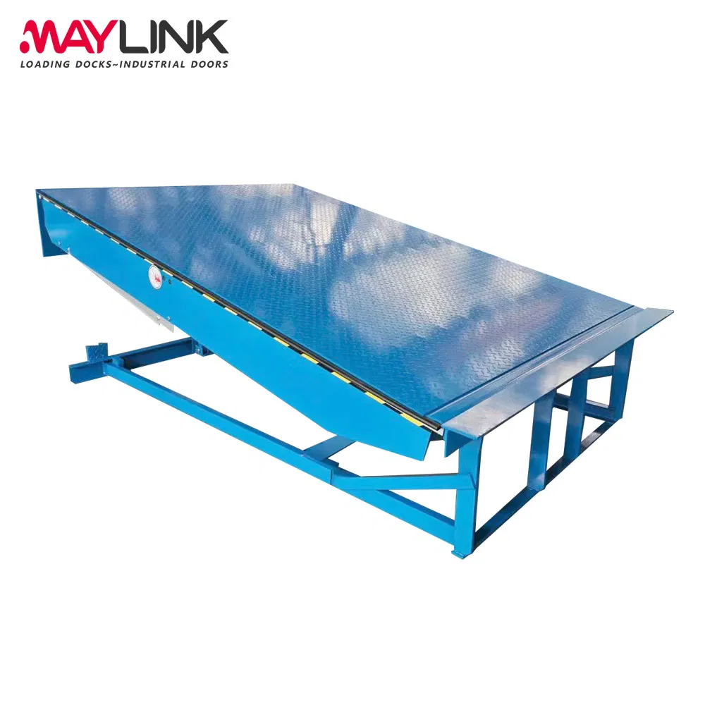 Maylink Durable Dock Plate Leveler with Adjustable Height for Varying Truck Sizes