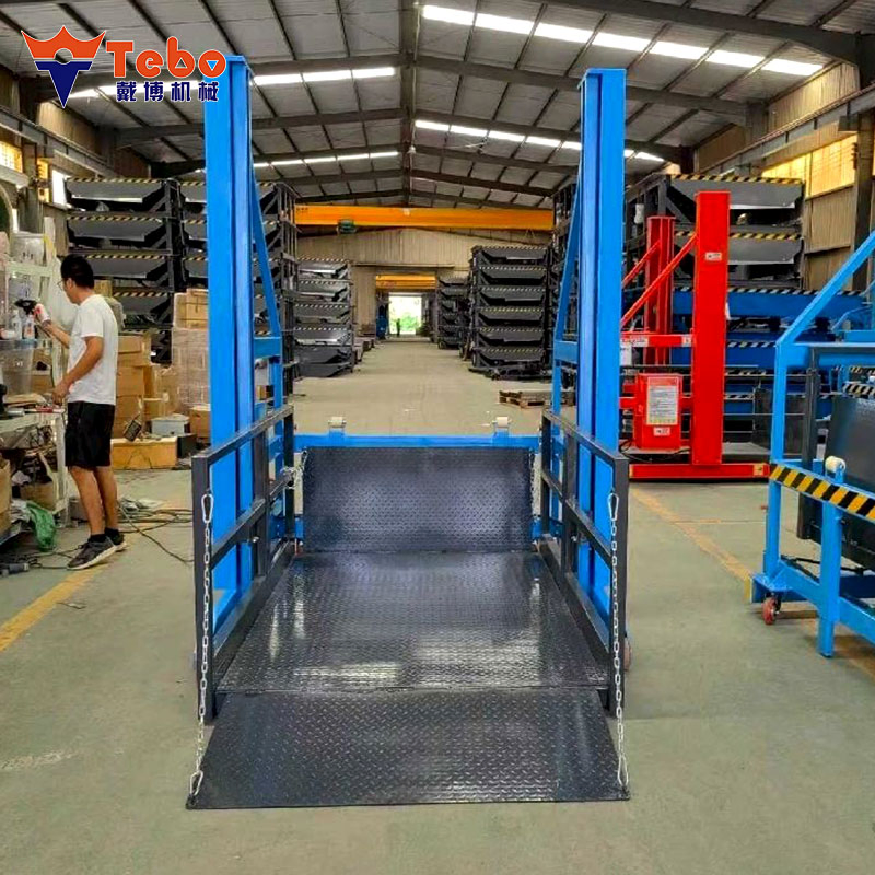 Portable Mobile Loading Dock Platform with High Quality Hydraulic Lift