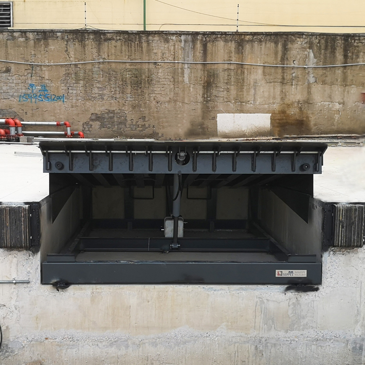 Customized Size and Loading Capacity Dock Levelers for Warehouse Loading Bays