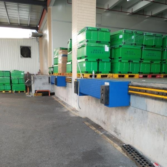 Stationary Fixed Mechanical Edge Dock Leveler for Loading Bay in Warehouse