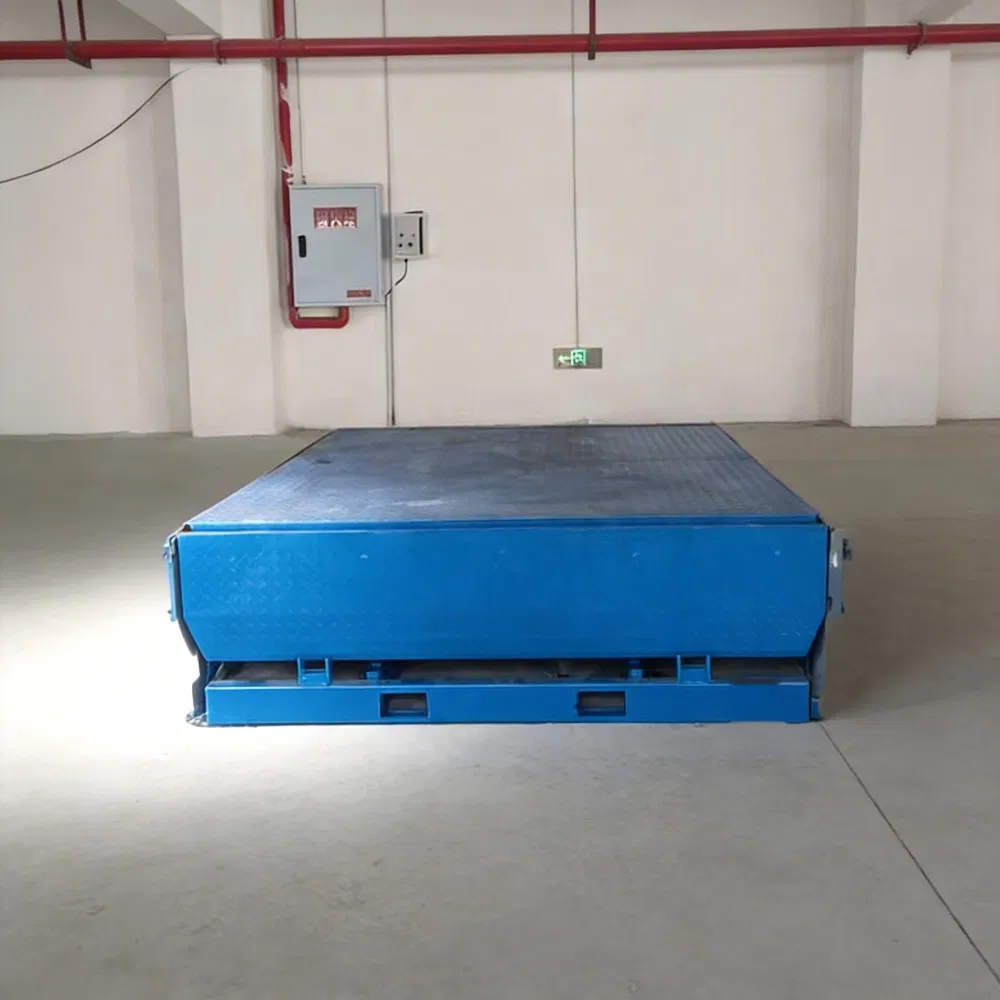 Fixed Container Loading Ramp, Platform Lifting Platform, 0.75kw Hydraulic Power, Forklift Crossing Equipment for Bulk Unloading.