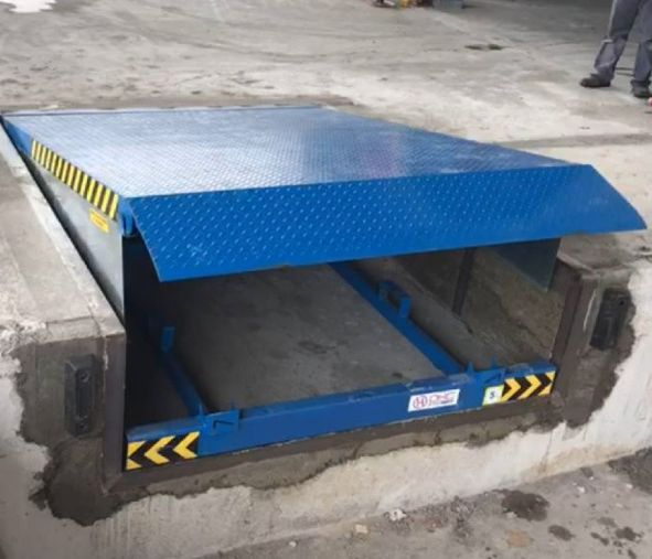 Cold Storage Room Logistics Food Processing Slaughterhouse Heavy-Duty Hydraulic Dock Leveler