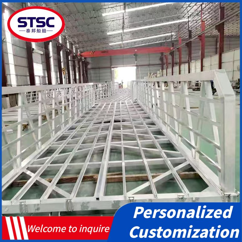 China Floating Approach Bridge Dock for Lake Applications - Adjustable Height to Suit Different Water Levels