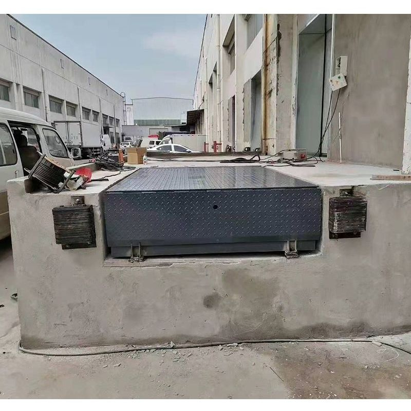 Manual Automatic Stationary Yard Ramp Fixed Loading Platform Dock Lifting Table Hydraulic Dock Leveler Lifting Equipment for Loading Bay