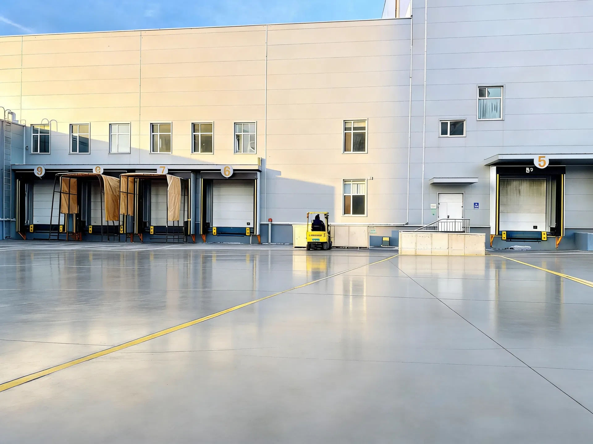 Telescopic Loading Dock Platform