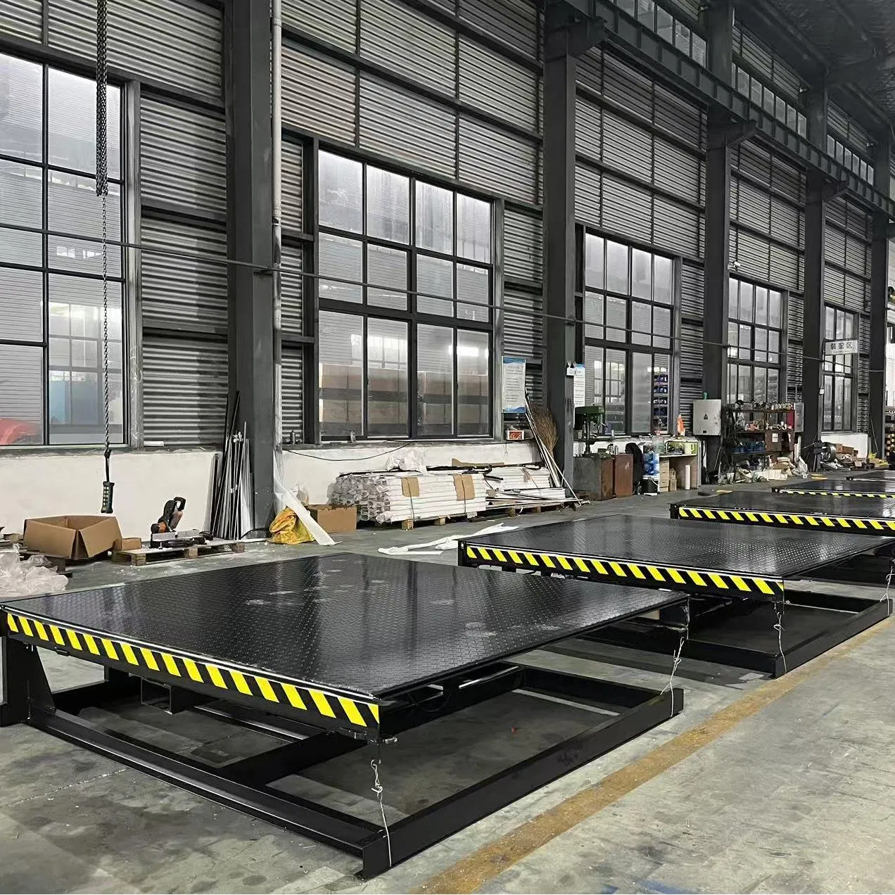 Hydraulic Telescopic Dock Leveler for Cold Storage Warehouse