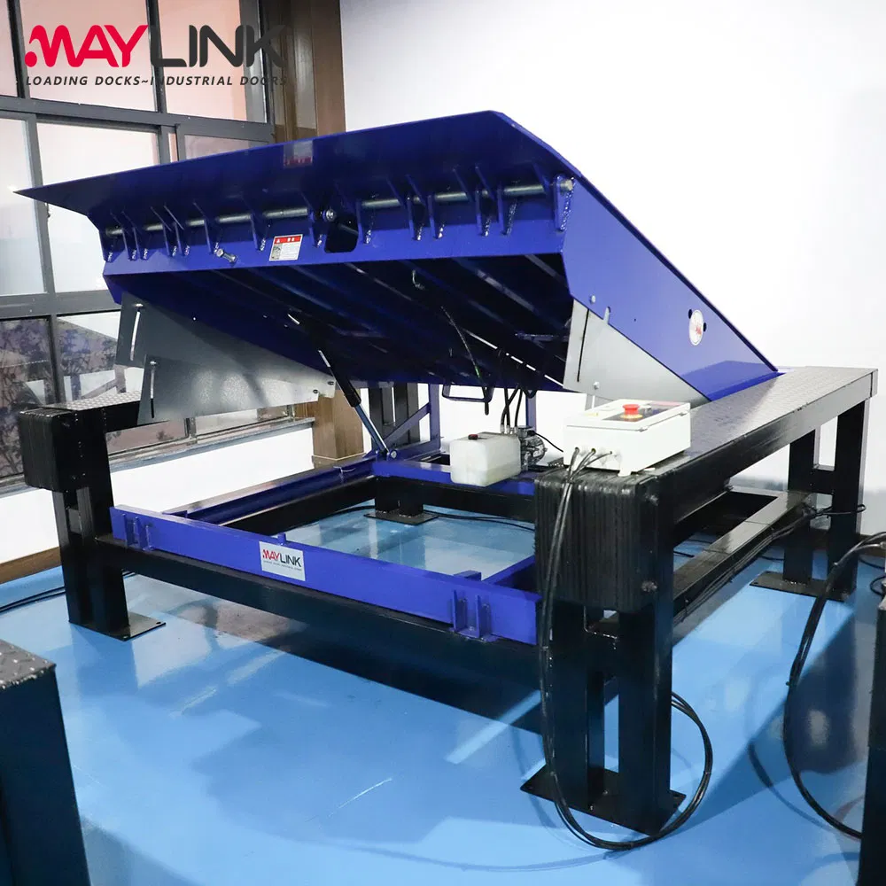 Maylink Durable Dock Plate Leveler with Adjustable Height for Varying Truck Sizes