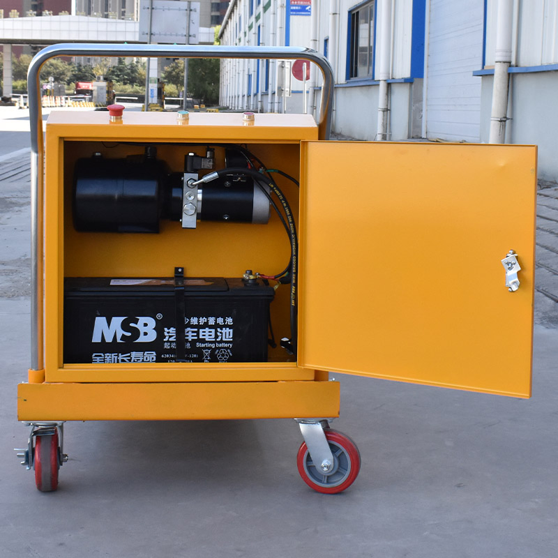 CE Certified 500kg-1000kg 0.45m-2m Mobile Scissor Lift Platform