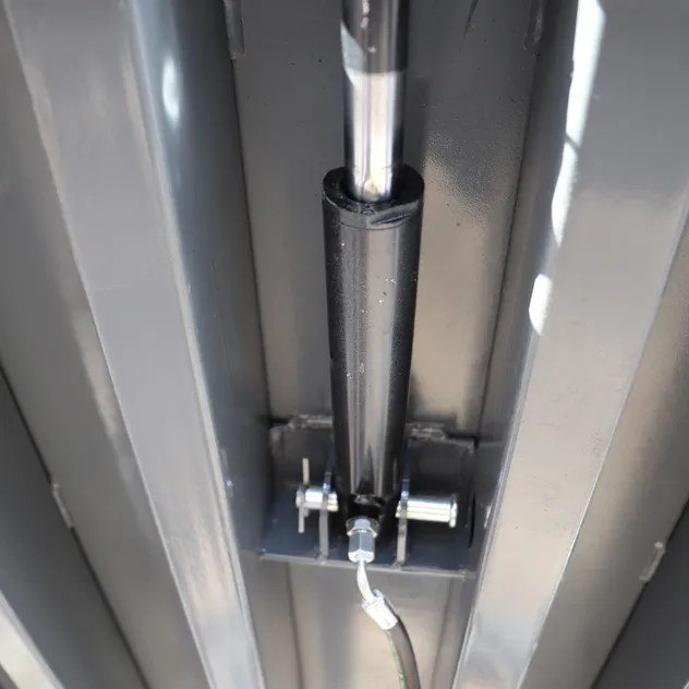 Hydraulic Lift Detail 2