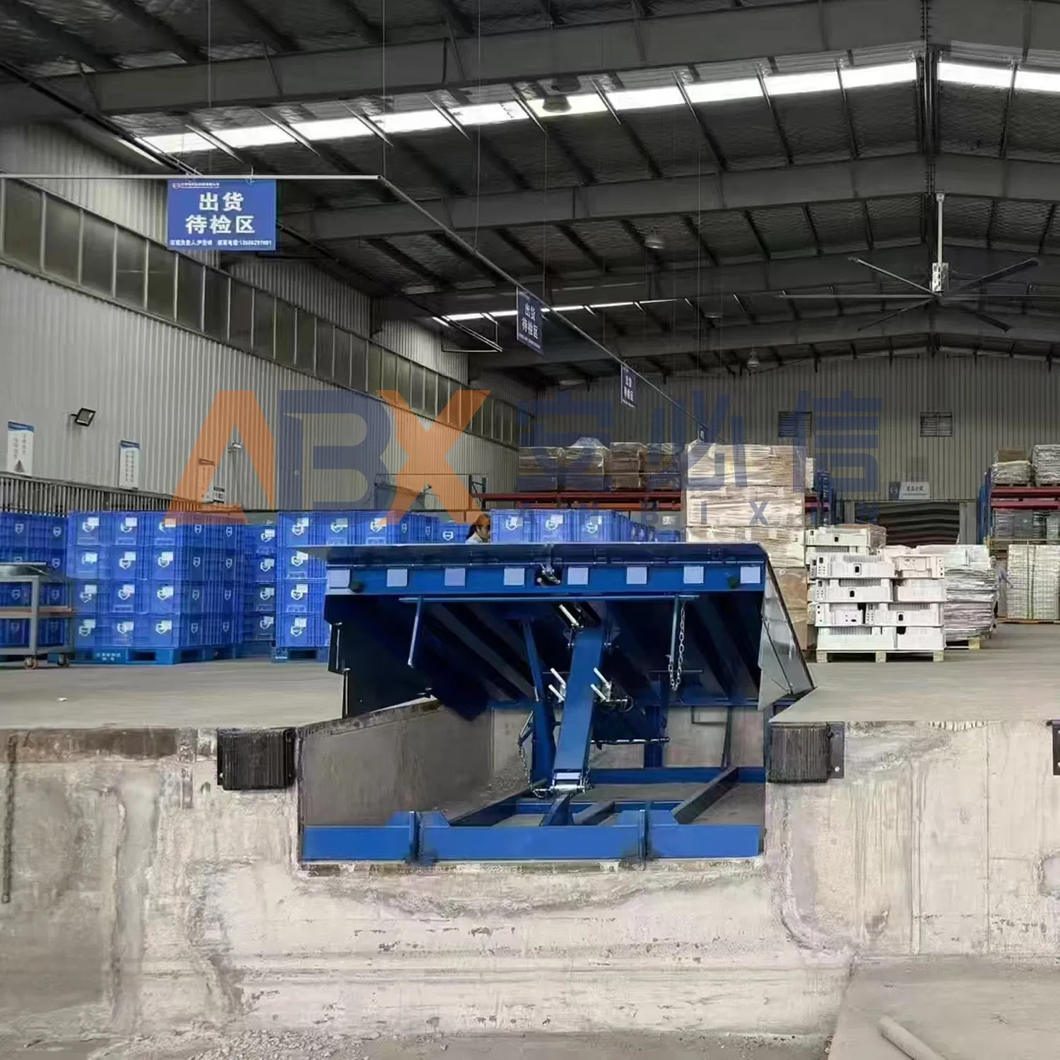 Vertical Storing Dock Leveler for Limited Space Warehouse Loading Bays